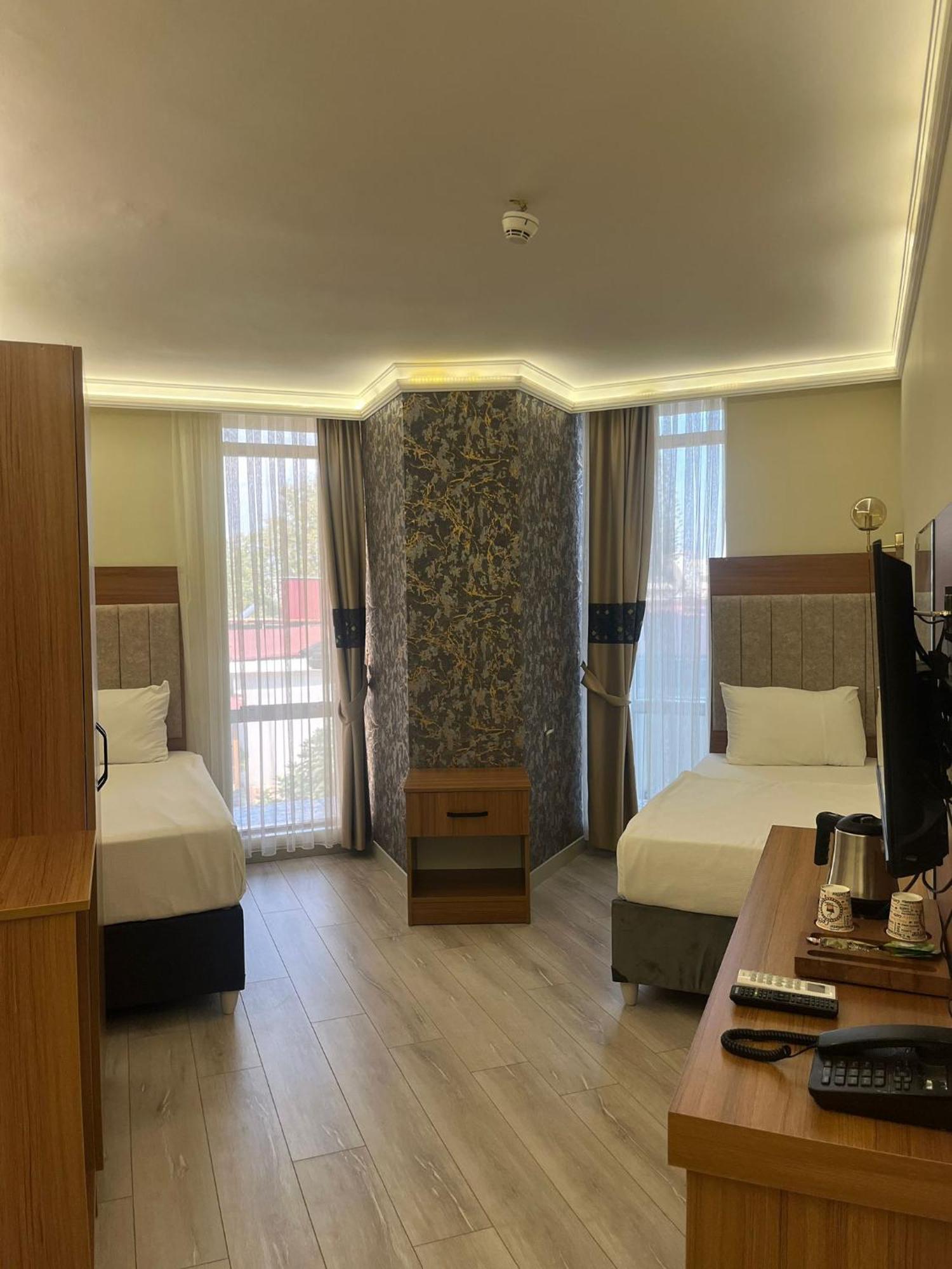 Golden Lux Hotel أنطاليا المظهر الخارجي الصورة