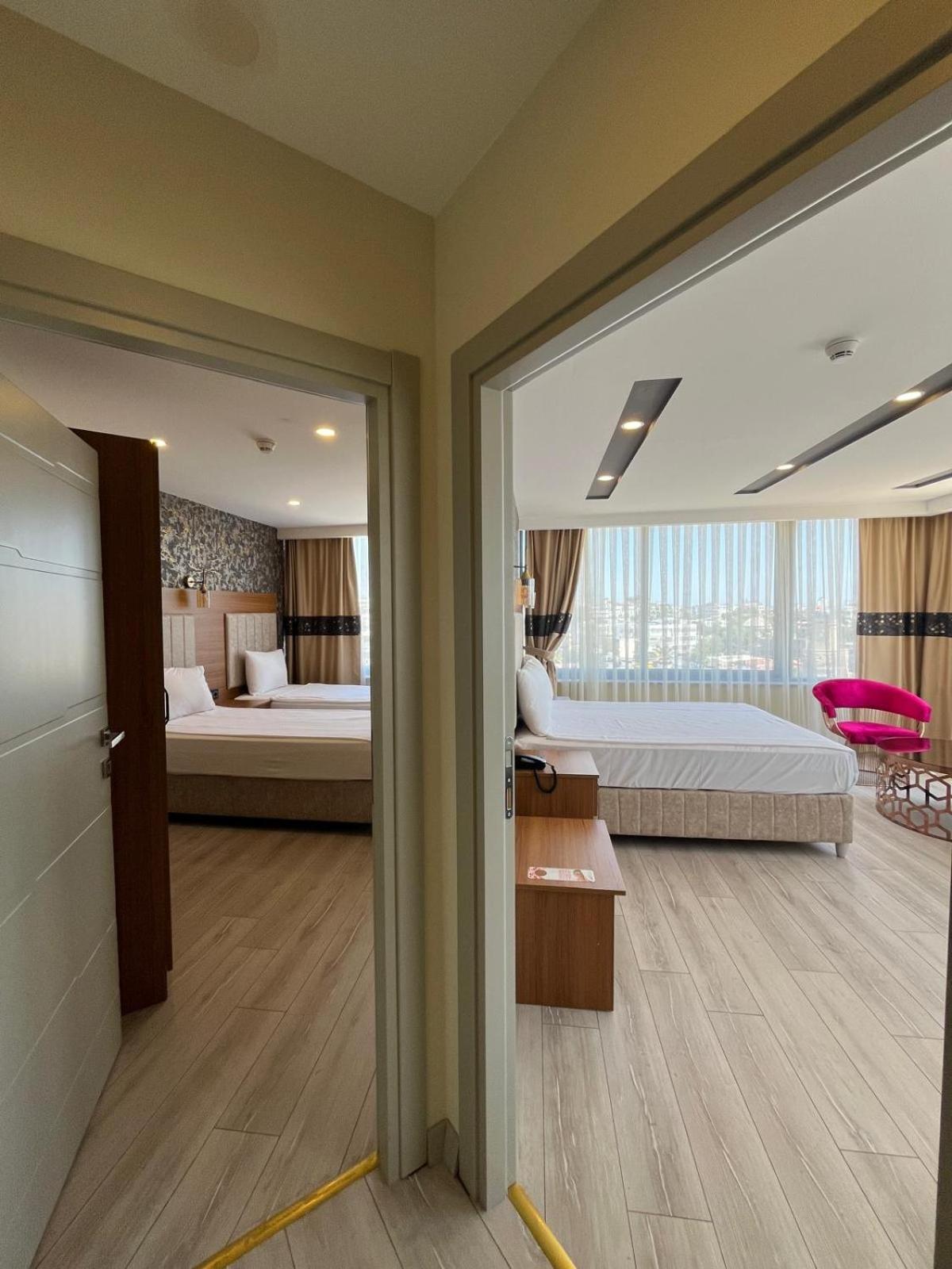 Golden Lux Hotel أنطاليا المظهر الخارجي الصورة
