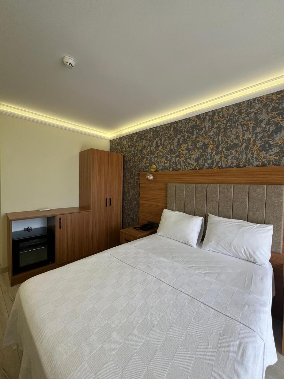 Golden Lux Hotel أنطاليا المظهر الخارجي الصورة