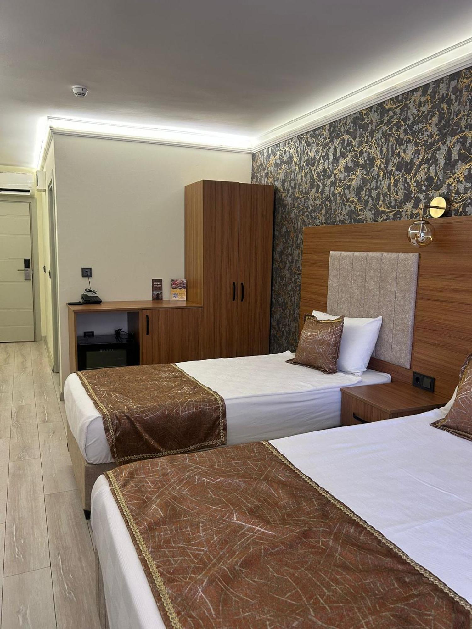 Golden Lux Hotel أنطاليا المظهر الخارجي الصورة